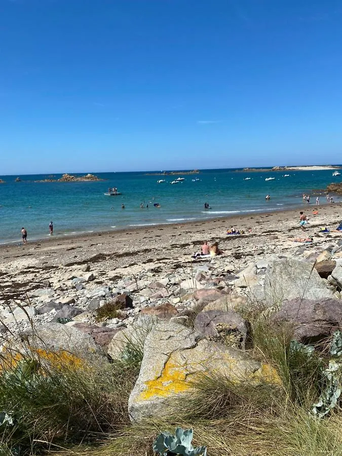 Gite Independant En Duplex Proche Mer Cote De Granit Rose Pleubian Appartement