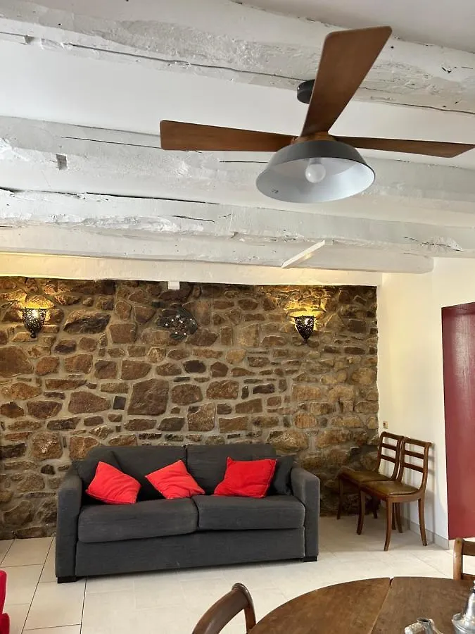Appartement Gite Independant En Duplex Proche Mer Cote De Granit Rose Pleubian France
